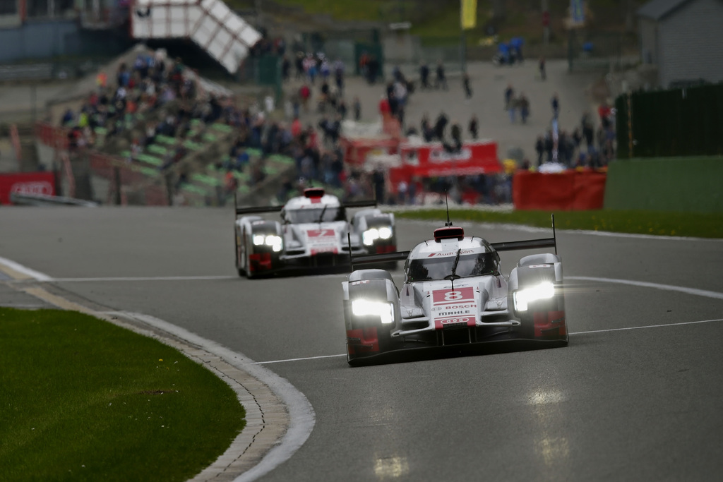 2015 Audi R18 e-tron quattro Gallery