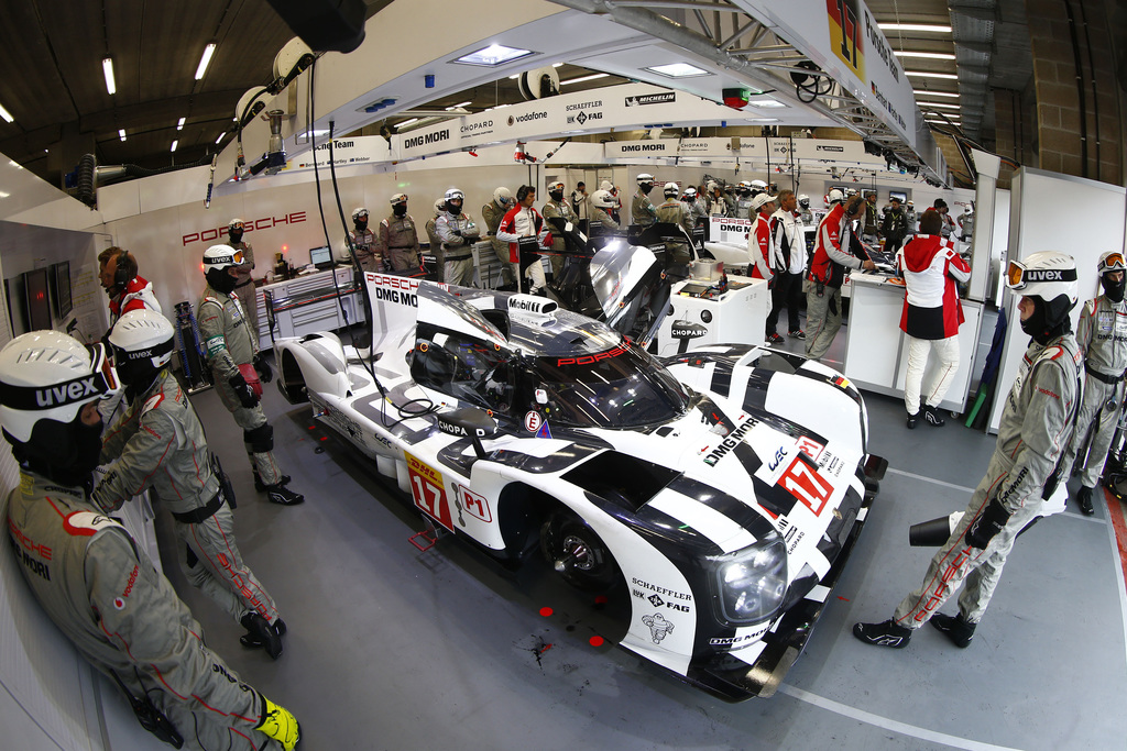 2015 Porsche 919 Hybrid Gallery