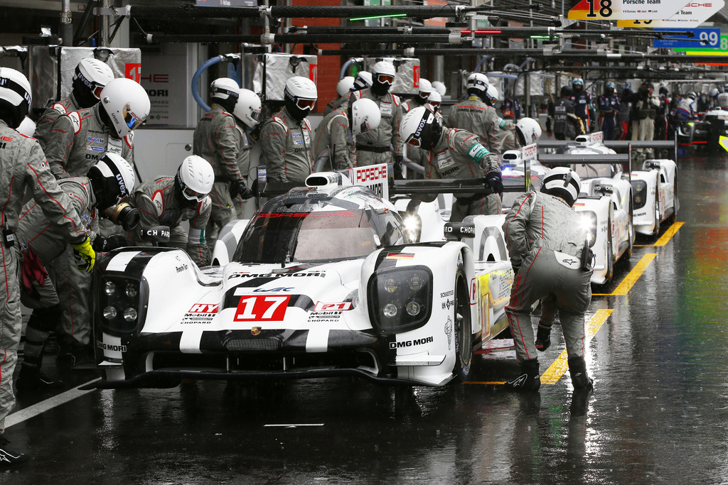 2015 Porsche 919 Hybrid Gallery