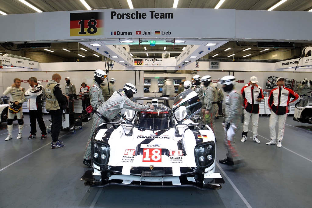 2015 Porsche 919 Hybrid Gallery