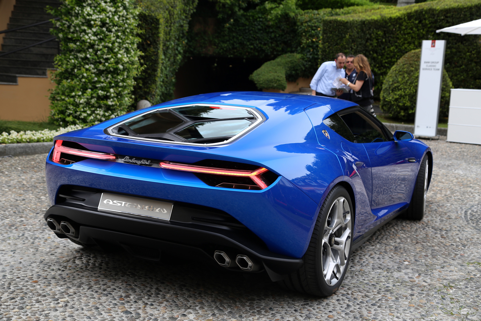 2014 Lamborghini Asterion LPI 910-4 Gallery