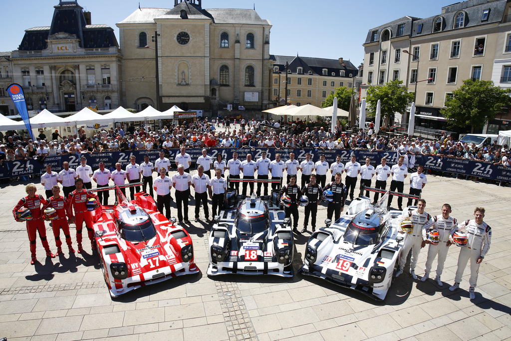 2015 Porsche 919 Hybrid Gallery