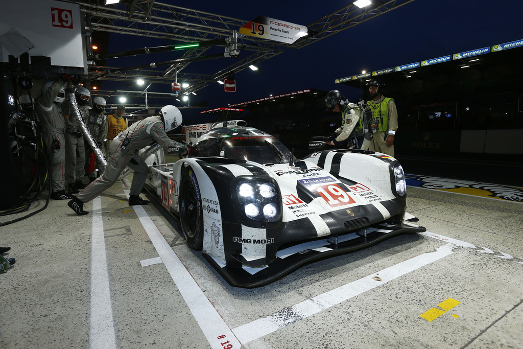 2015 Porsche 919 Hybrid Gallery