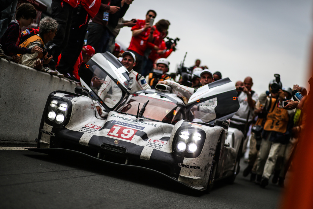 2015 Porsche 919 Hybrid Gallery