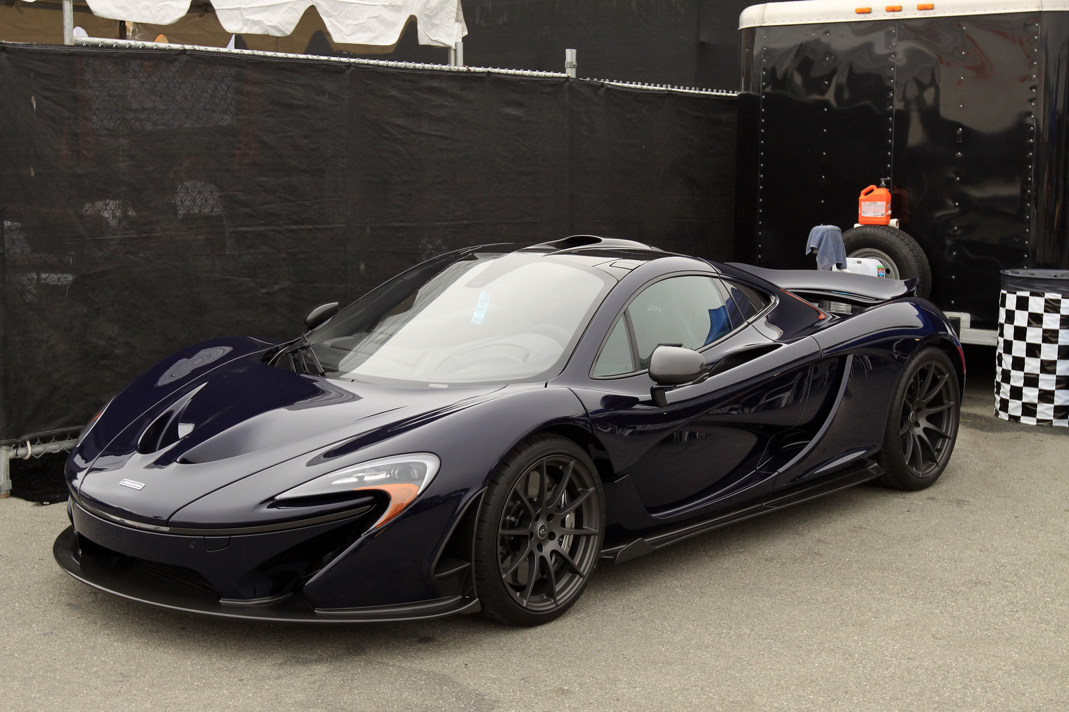 2013 McLaren P1 Gallery