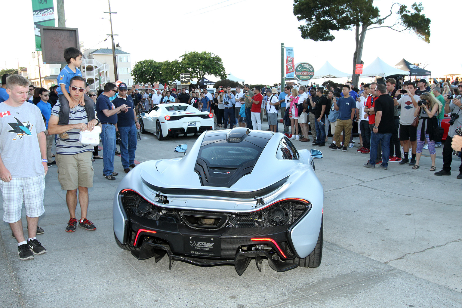 2013 McLaren P1 Gallery