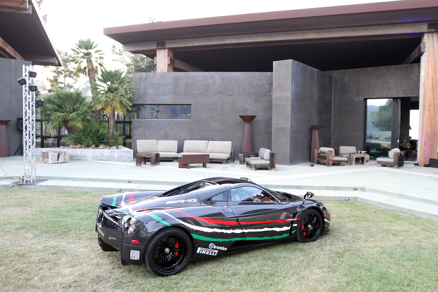 2011 Pagani Huayra Gallery