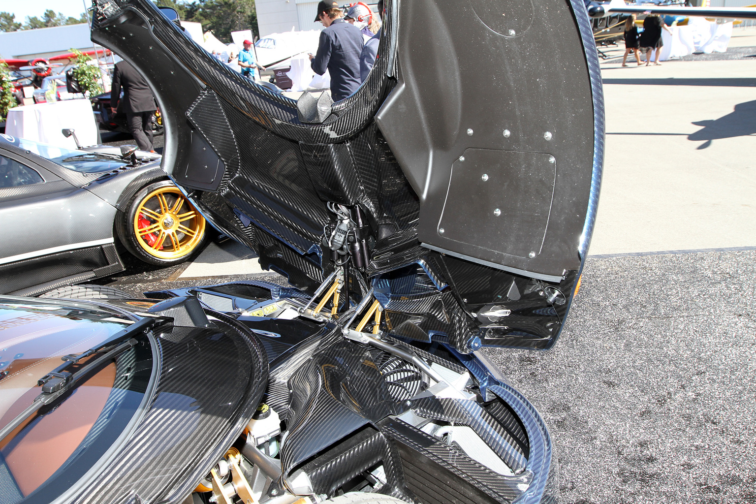 2011 Pagani Huayra Gallery