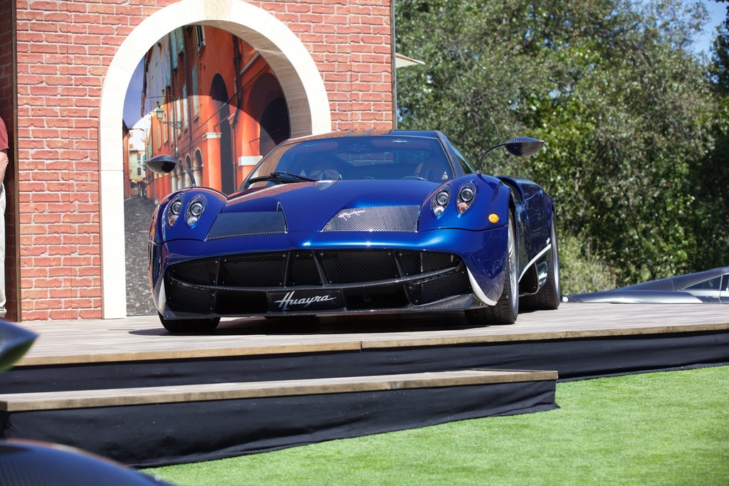 2011 Pagani Huayra Gallery