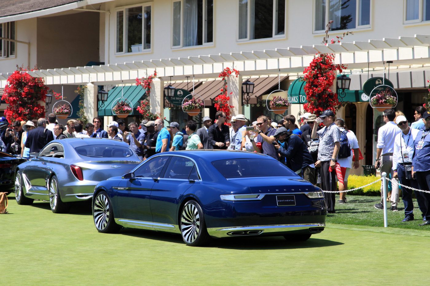 2015 Lincoln Continental Concept Gallery