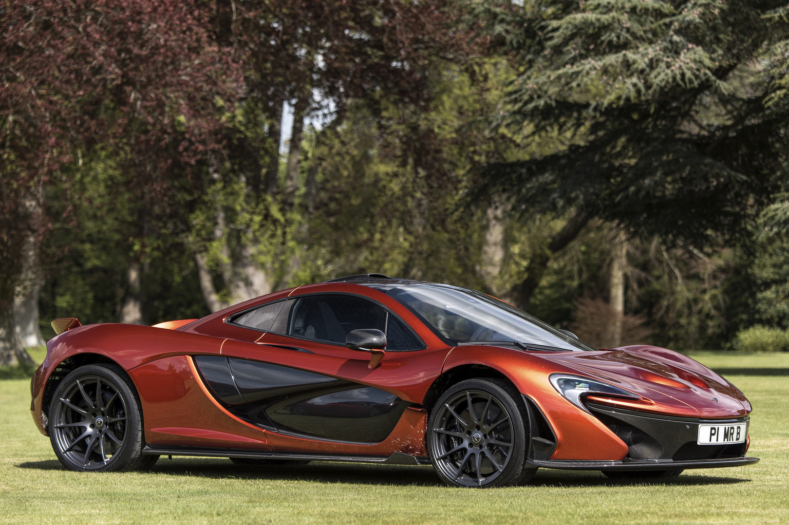 2013 McLaren P1 Gallery