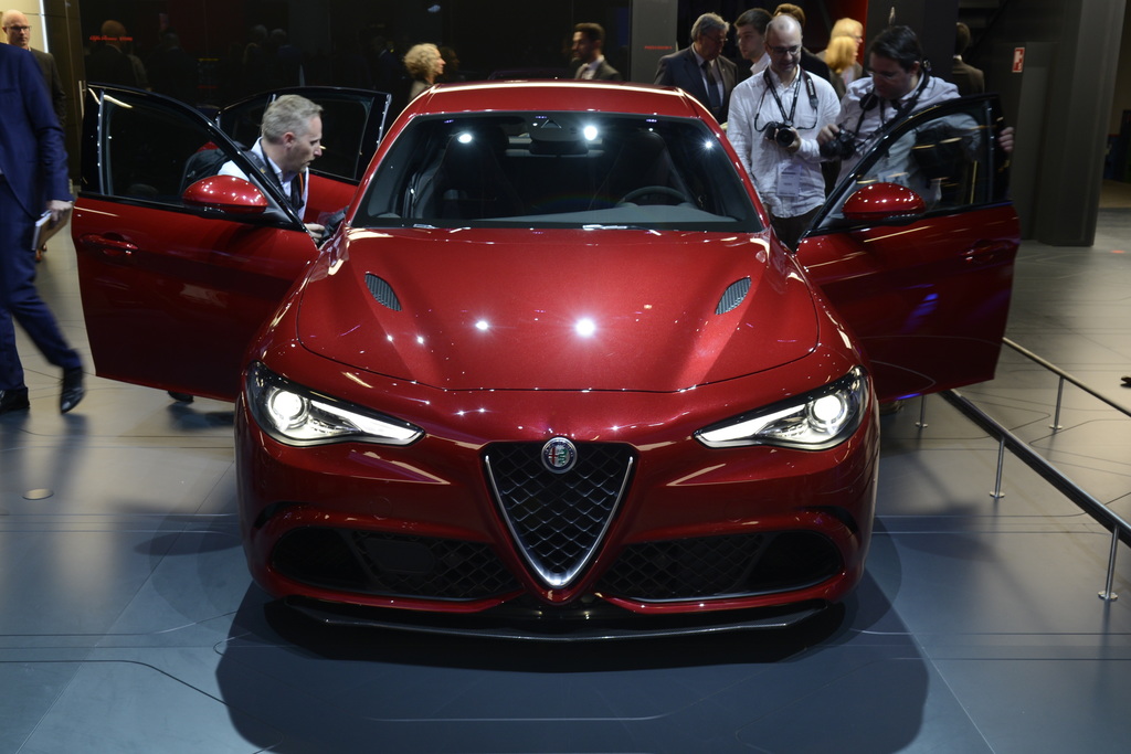 2016 Alfa Romeo Giulia Quadrifoglio