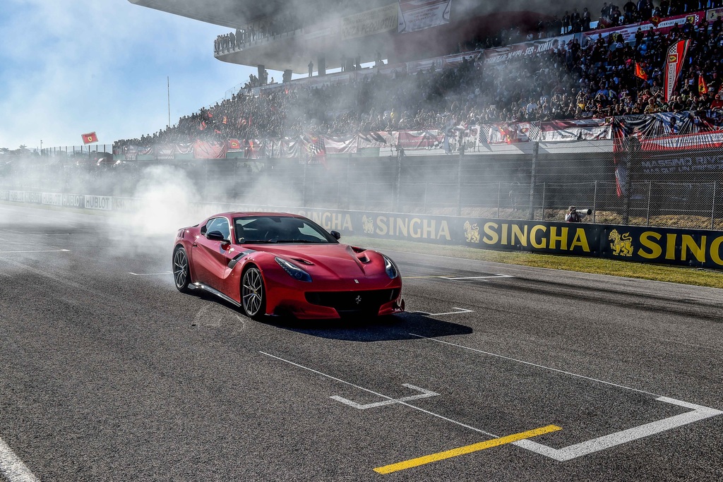 2015 Ferrari F12tdf