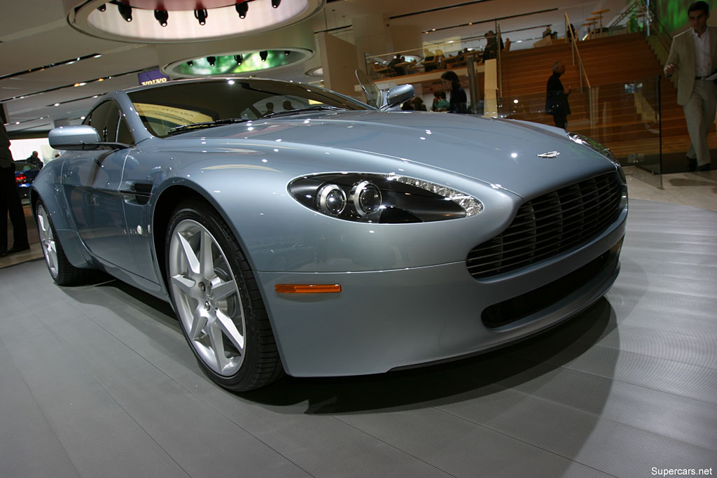 2005 Aston Martin V8 Vantage Gallery