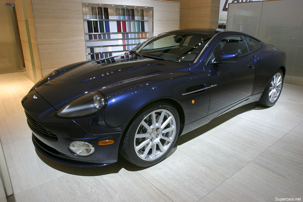 2004 Aston Martin Vanquish S V12 Gallery