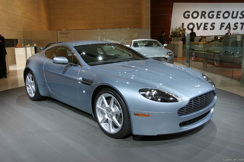 2005 Aston Martin V8 Vantage Gallery