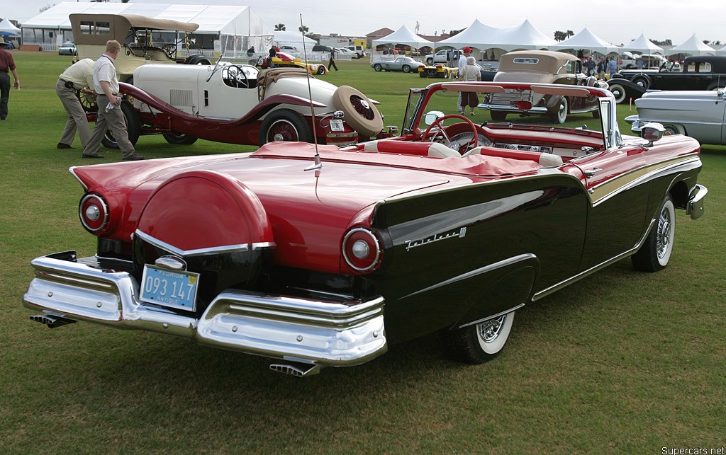 1957 Ford Fairlane 500 Skyliner Gallery