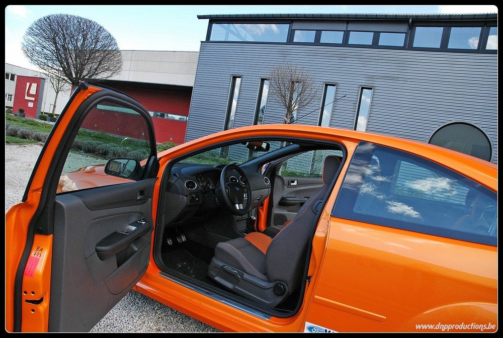 2005 Ford Focus ST Gallery