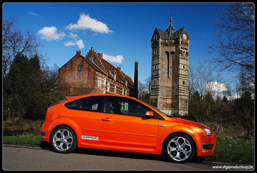 2005 Ford Focus ST Gallery