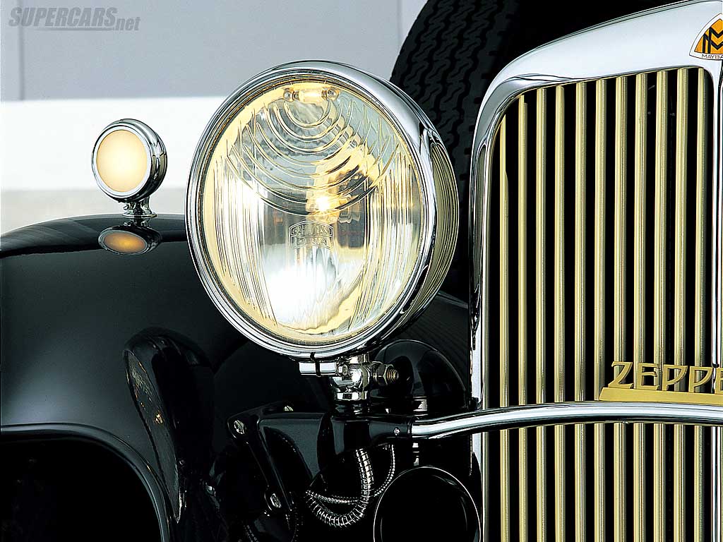 1932 Maybach DS8 Zeppelin