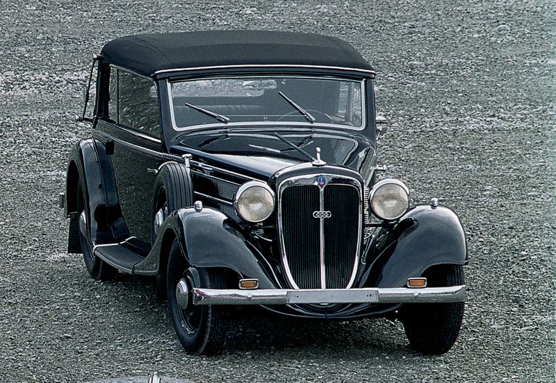 1935 Audi 225 Front