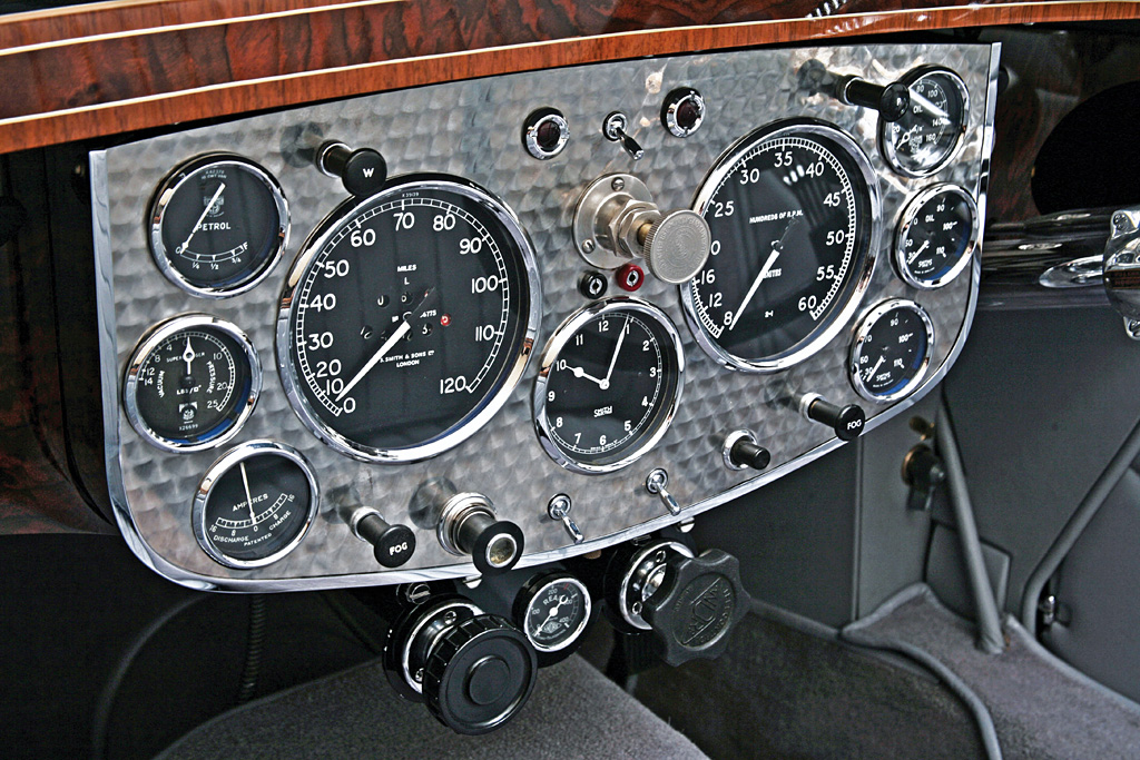 Dashboards - Page 31 1937_Squire_15008