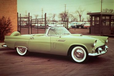 1956 Ford Thunderbird