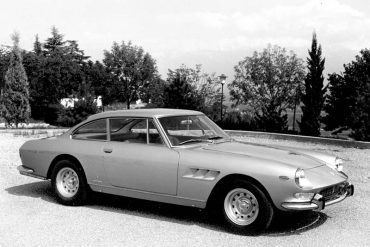 1966 Ferrari 330 GT 2+2 Series II