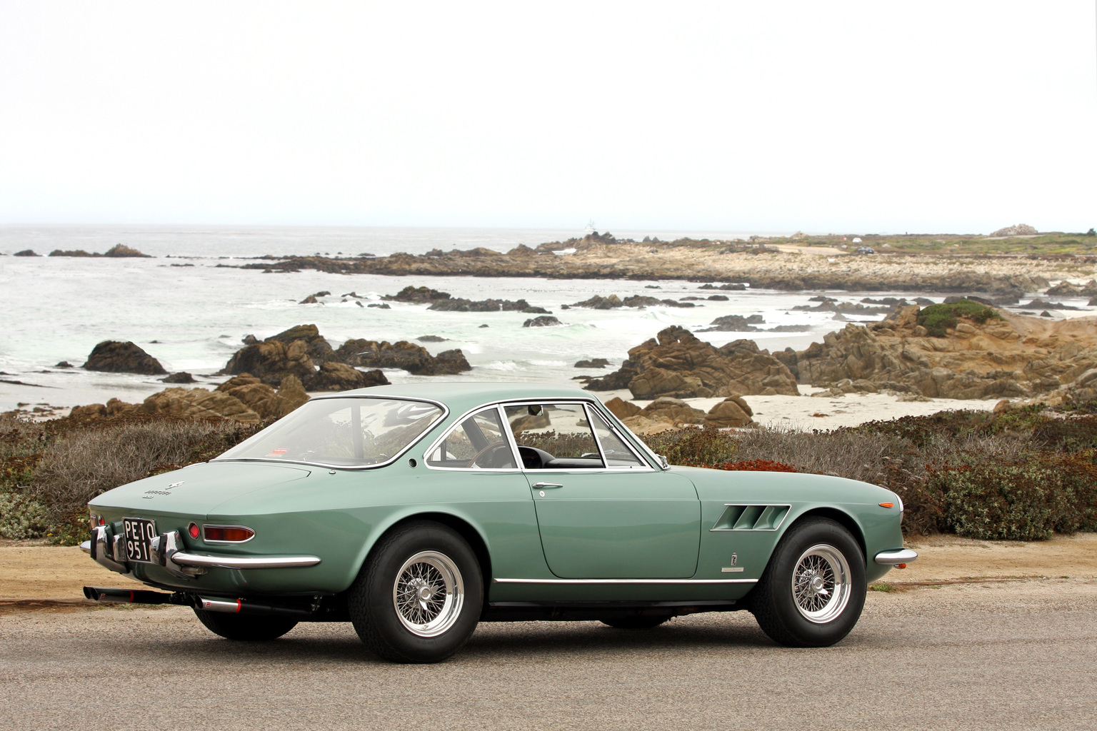 1966_Ferrari_330GTC 1 1536