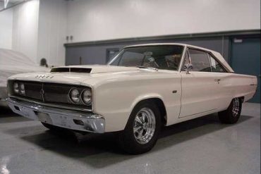 1967 Dodge HEMI Coronet Super Stock