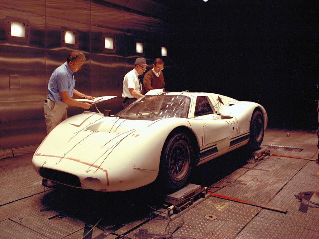 1967 Ford GT40 Mark IV