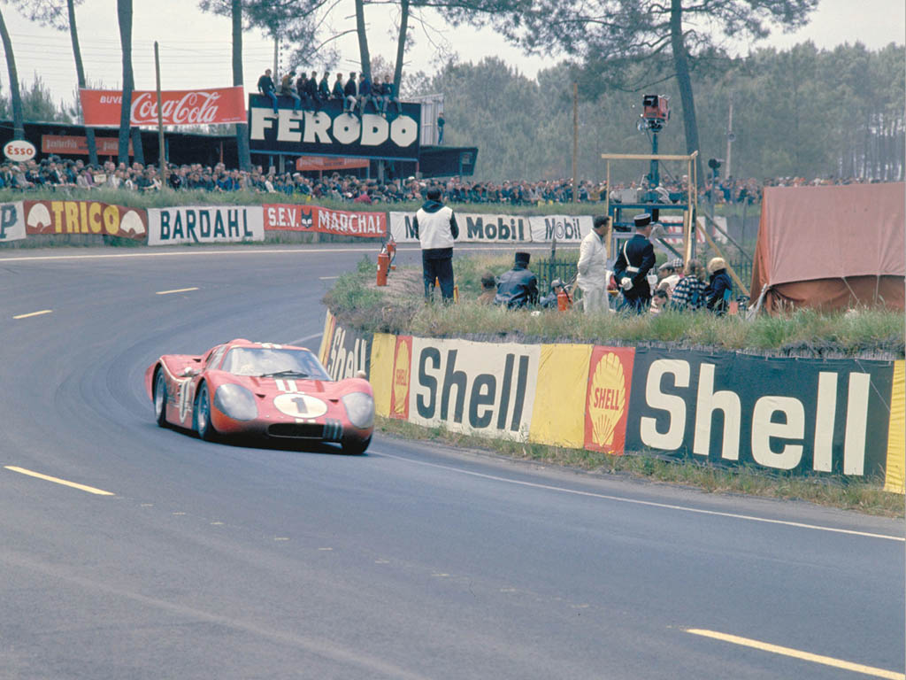 1967 Ford GT40 Mark IV