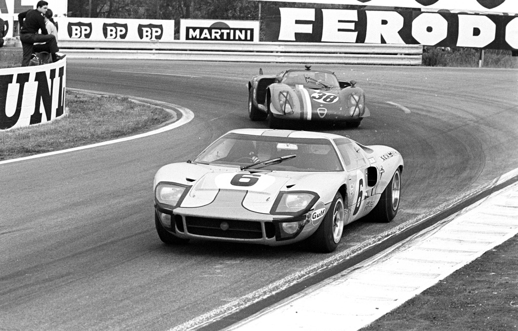 1968 Ford GT40 Mark I ‘Gulf Oil’