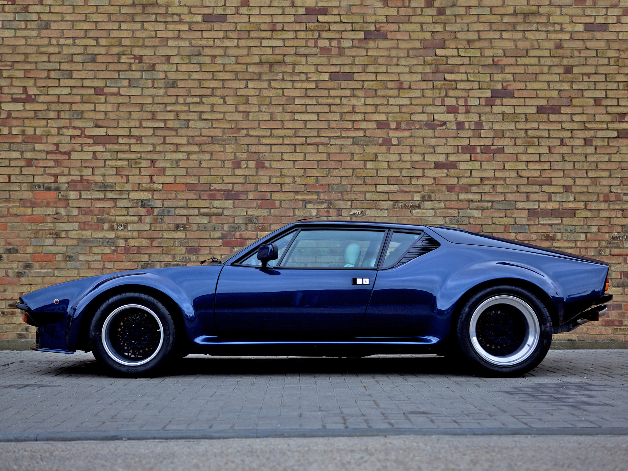 De Tomaso Pantera