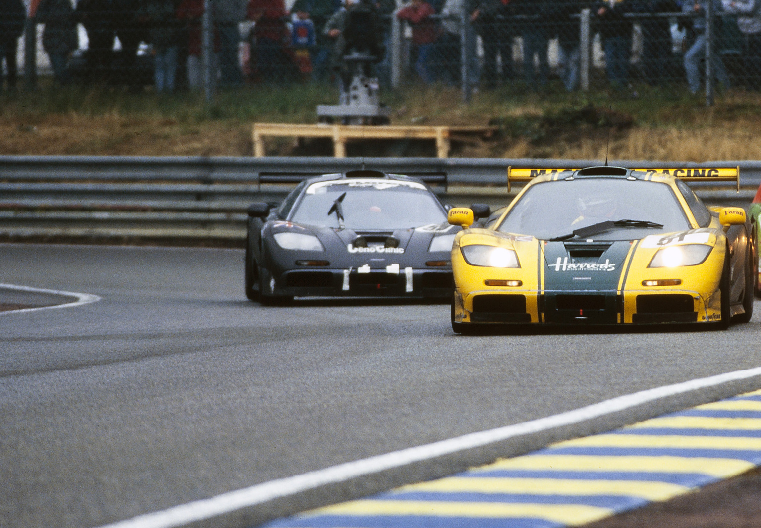 1993 McLaren F1 GTR