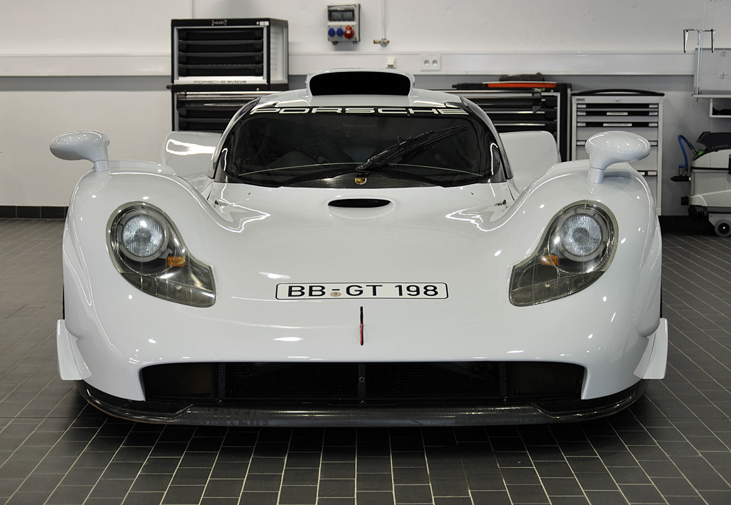 1998 Porsche 911 GT1 ’98 Straßenversion