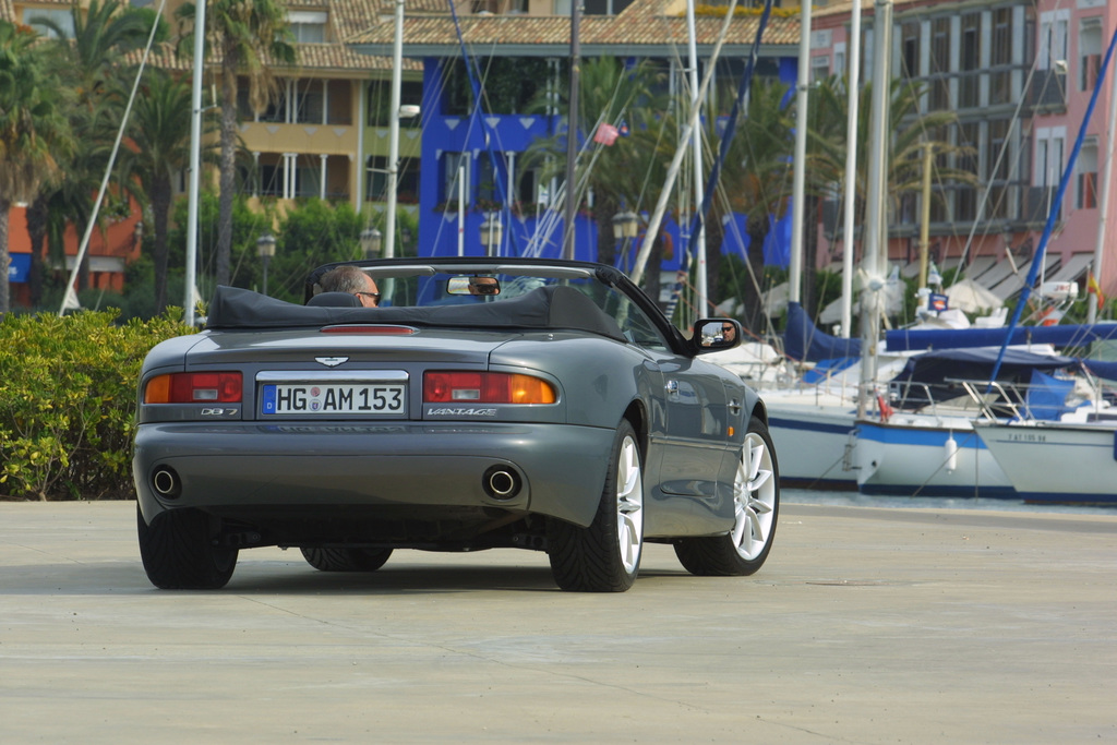 1999→2004 Aston Martin DB7 Vantage Volante