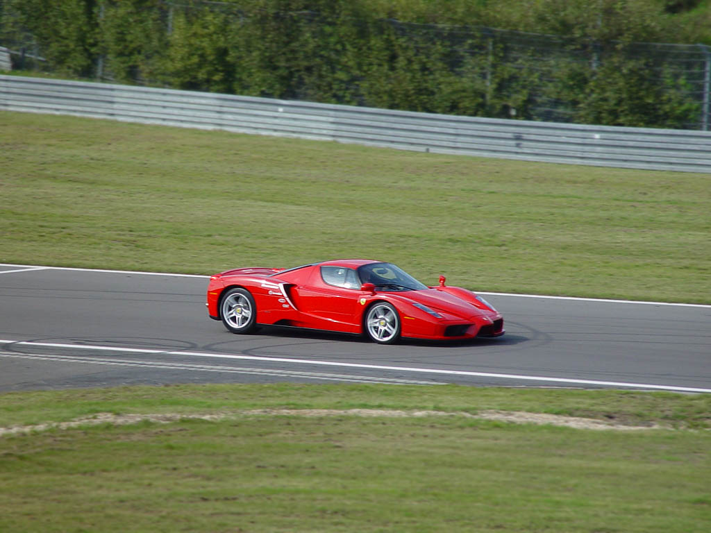 2002→2005 Ferrari Enzo