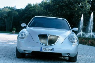 2002 Lancia Thesis