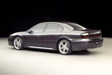 2002 Pontiac Bonneville G/XP