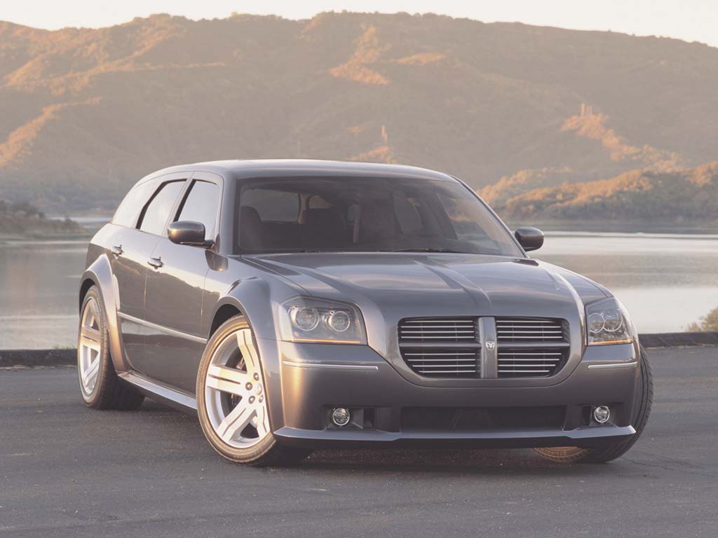 2003 Dodge Magnum SRT-8 Concept