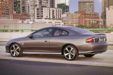 2003 Holden Monaro CV8-R