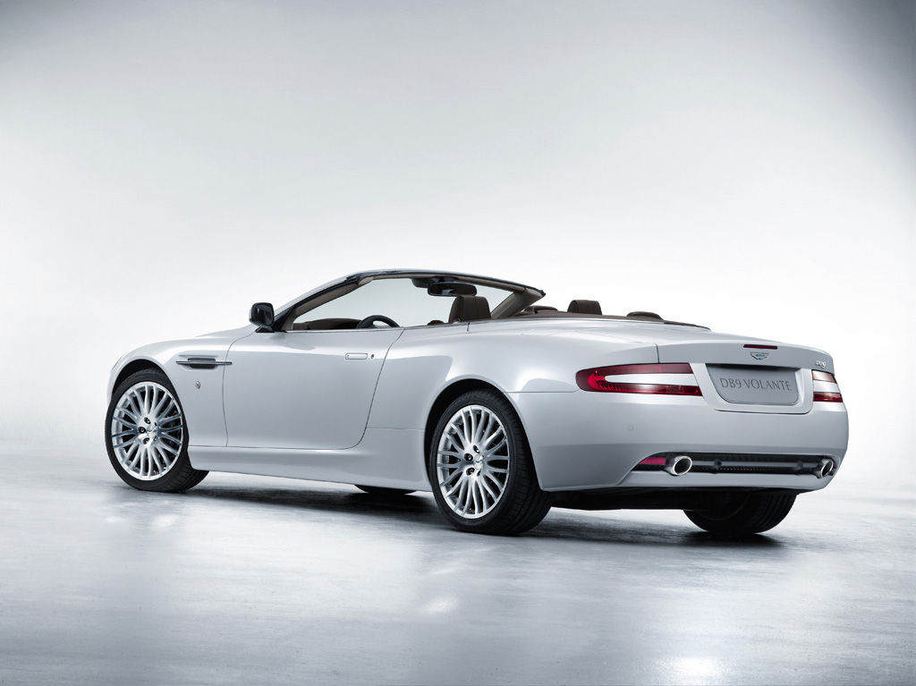 2004 Aston Martin DB9 Volante