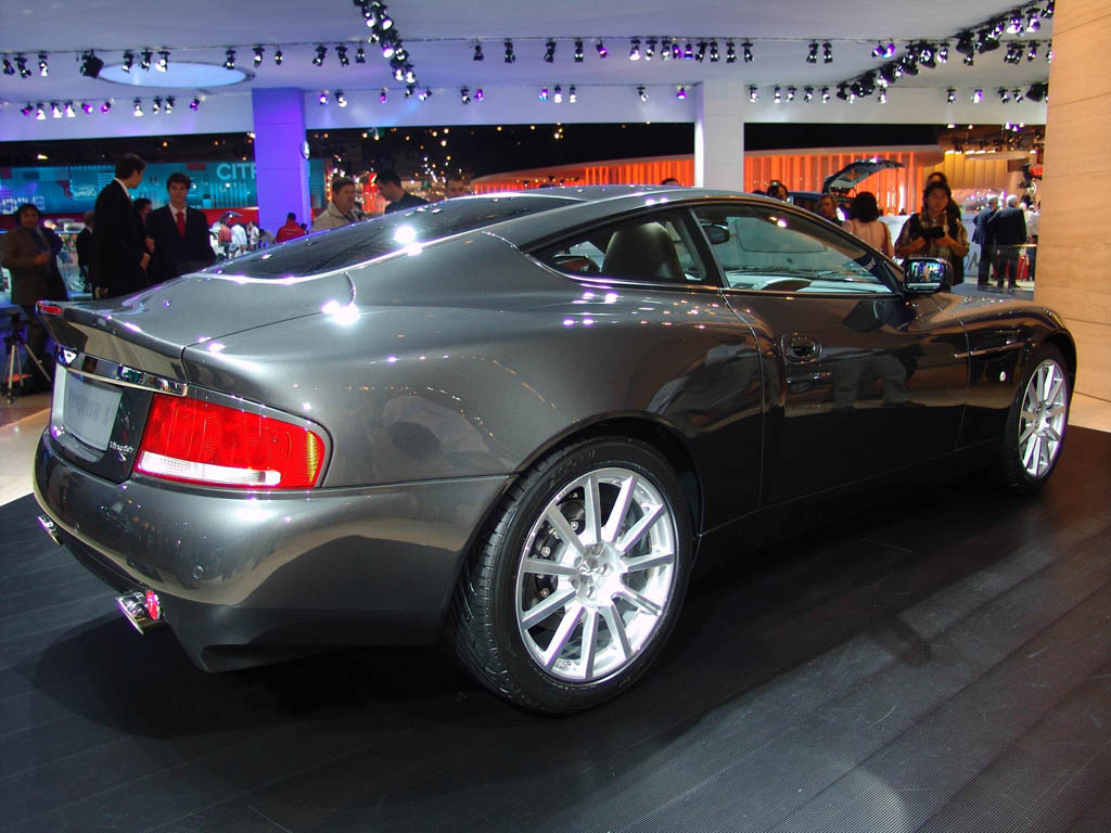 2005→2007 Aston Martin Vanquish S V12