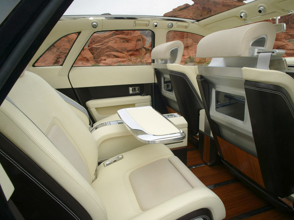 2004 Lincoln Aviator Concept