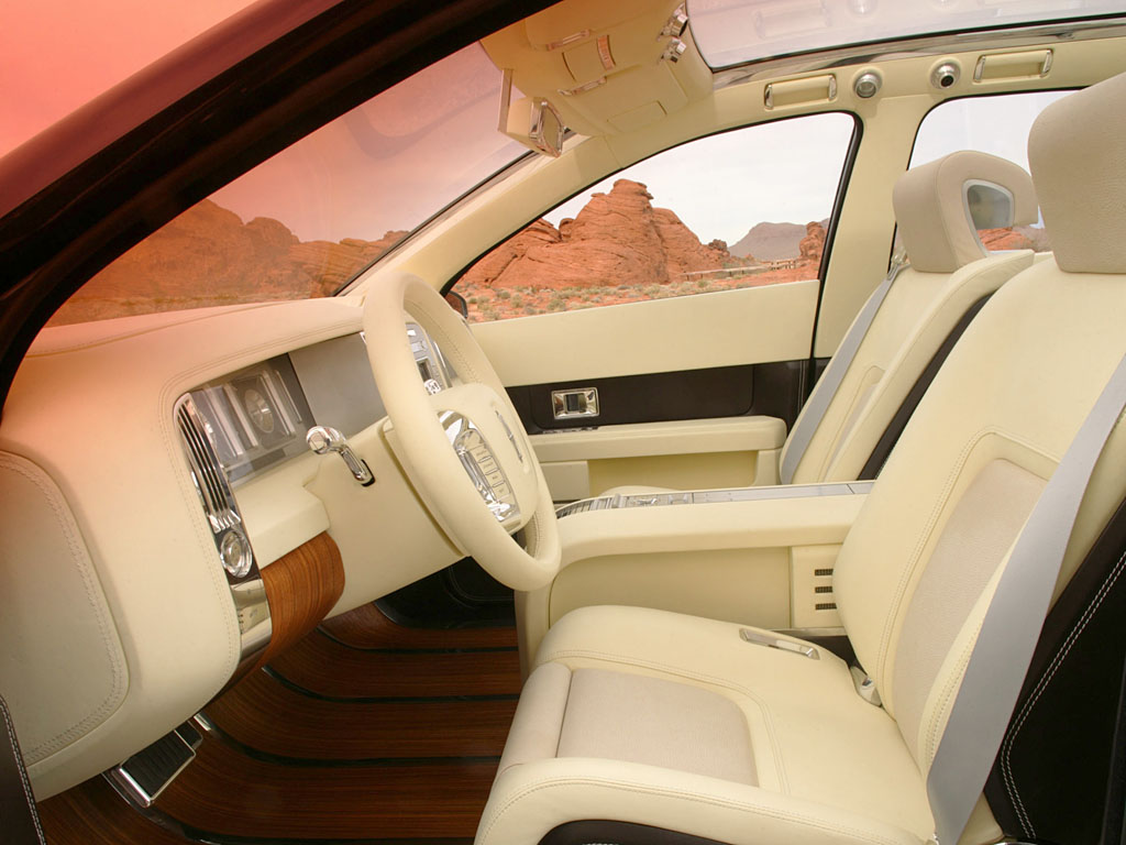 2004 Lincoln Aviator Concept