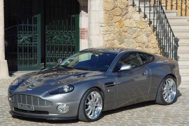 2004 Royal Excellence V12 Vanquish