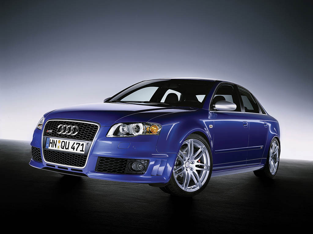 2005 Audi RS 4 Sedan