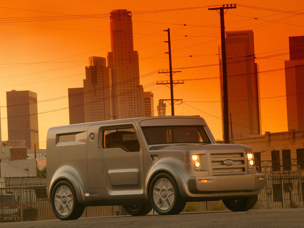 2005 Ford SYNus Concept