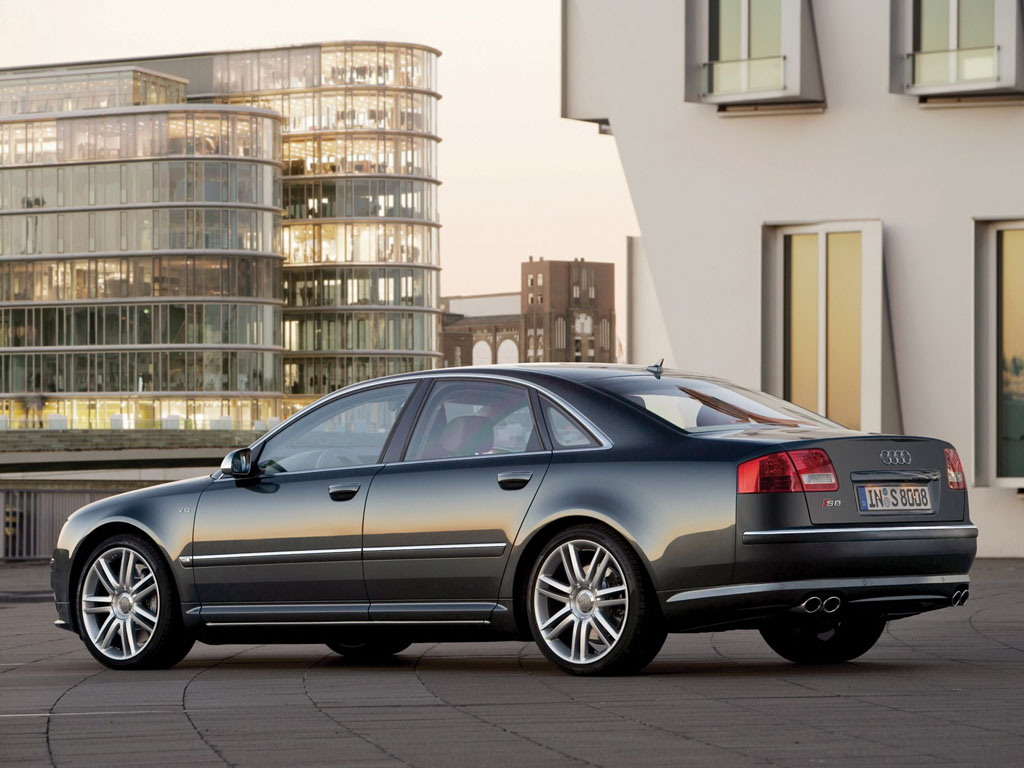 2006→2009 Audi S8 5.2 FSI quattro